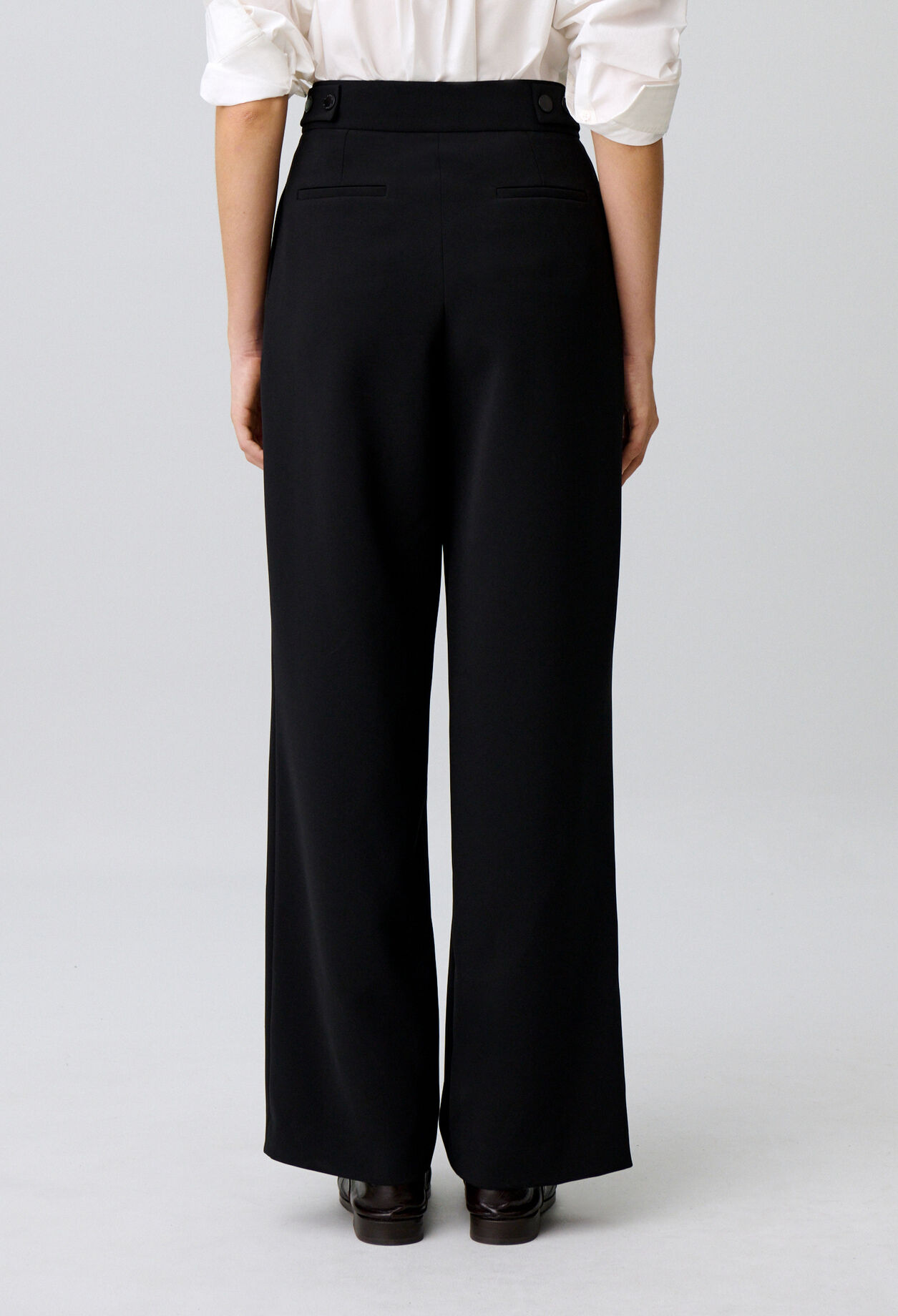 Tailored straight wide trousers