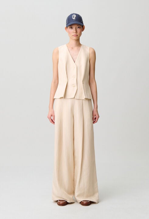 Sleeveless waistcoat