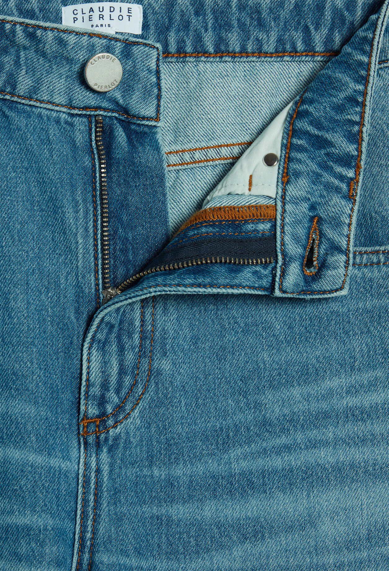 Washed out jeans made of organic cotton