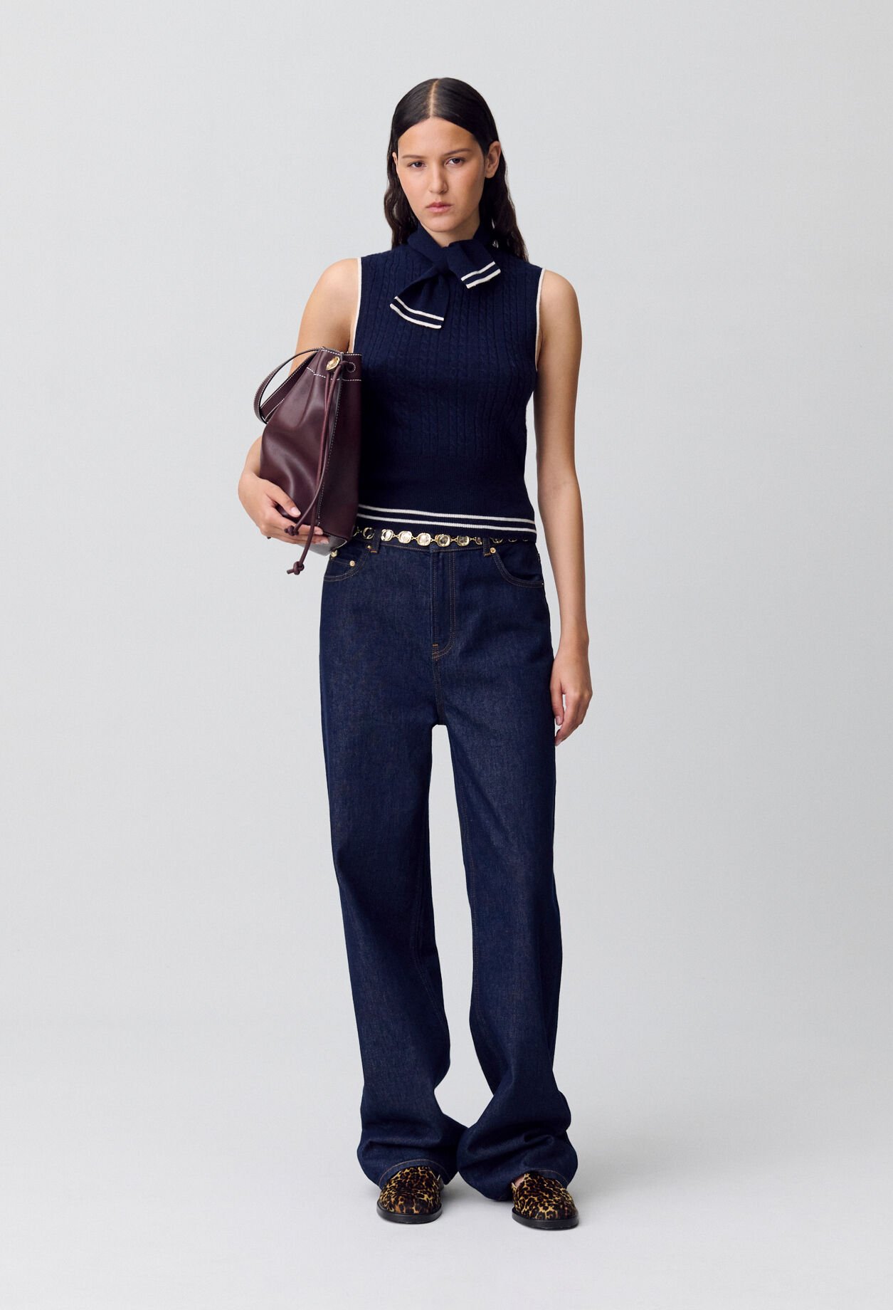 ★パリ CLAUDIE PIERLOT★ 襟 ウール ショート ジャケット 紺 ☆パリ CLAUDIE PIERLOT☆ 襟 ウール ショート ジャケット 紺