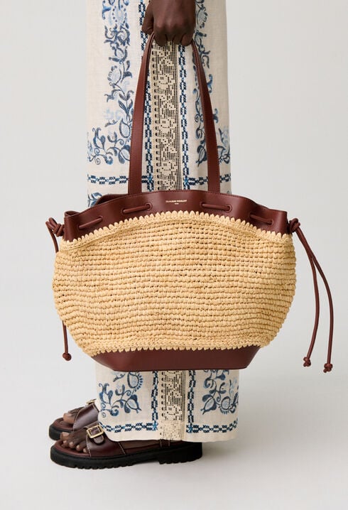Raffia and leather basket