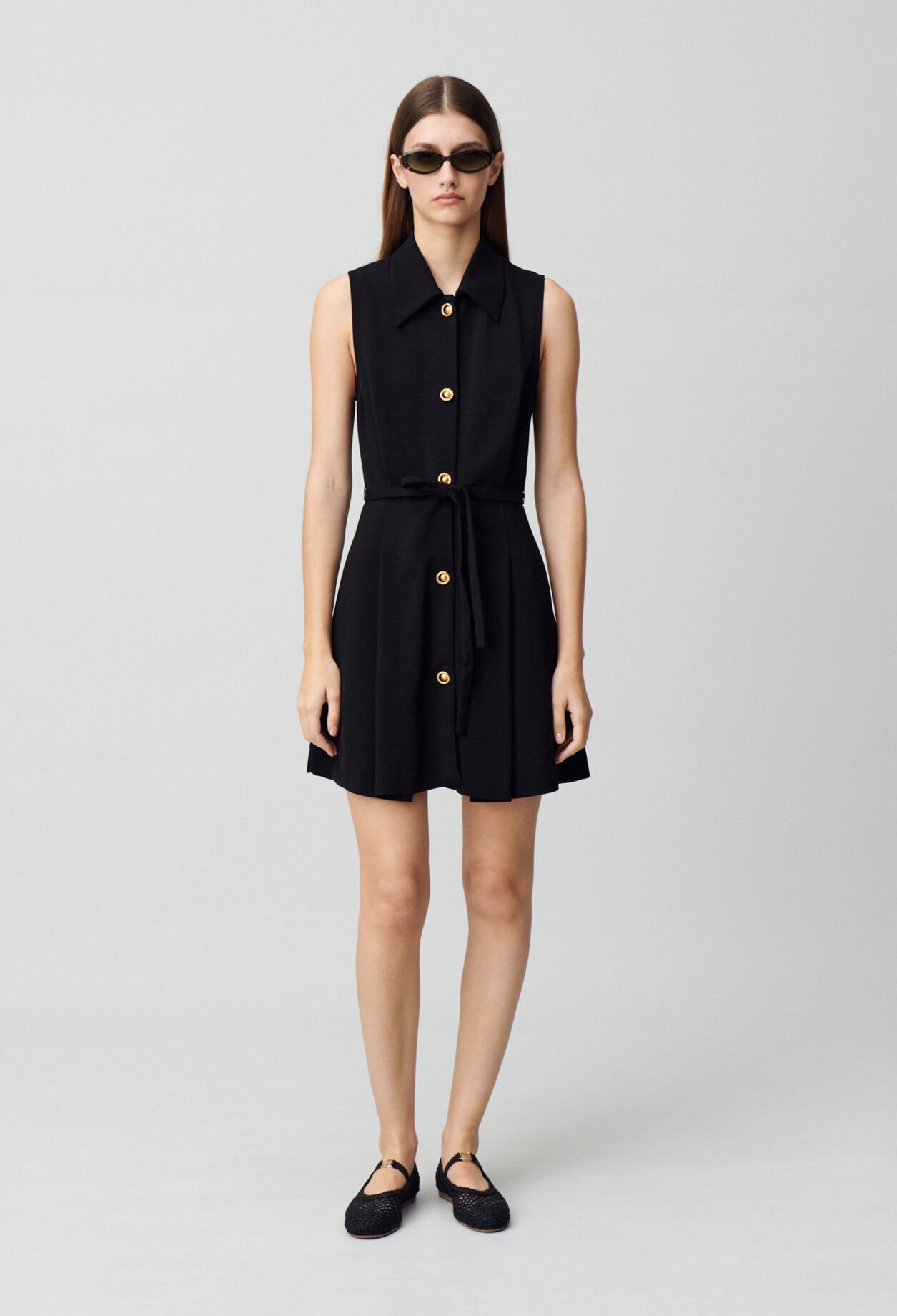 Sleeveless short dress