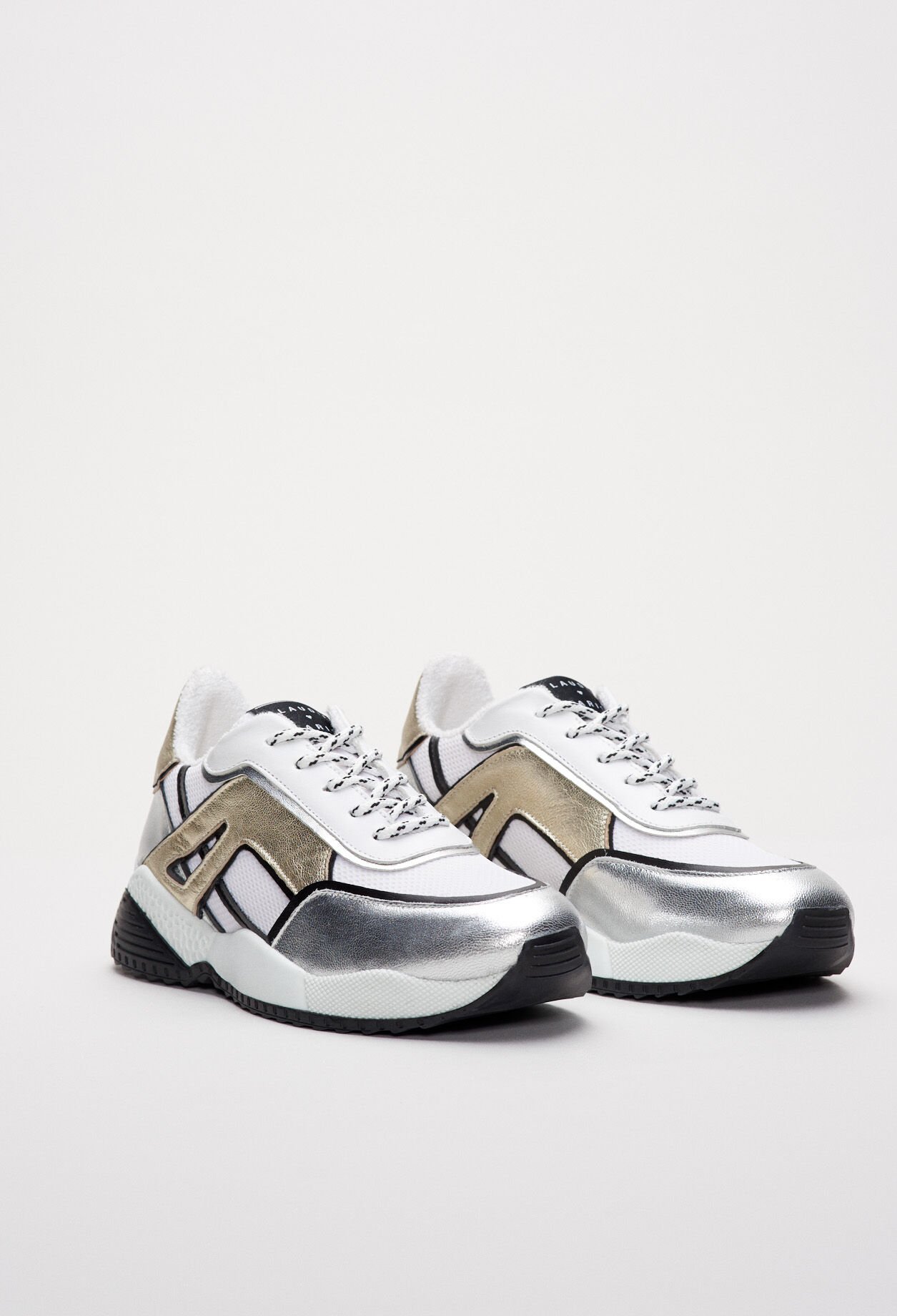 Metallic trainer