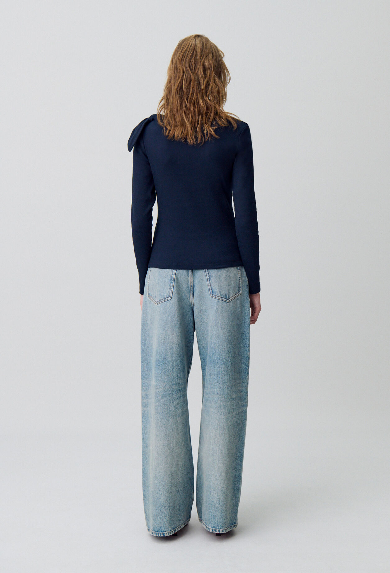 Long-sleeved T-shirt