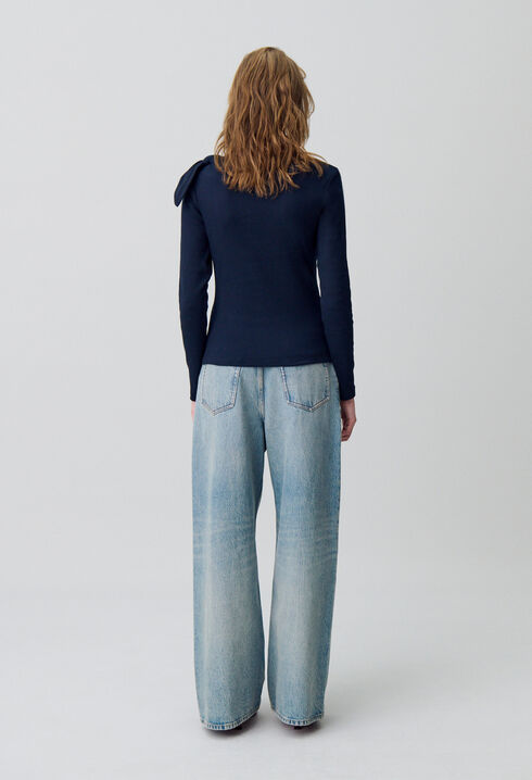 Long-sleeved T-shirt