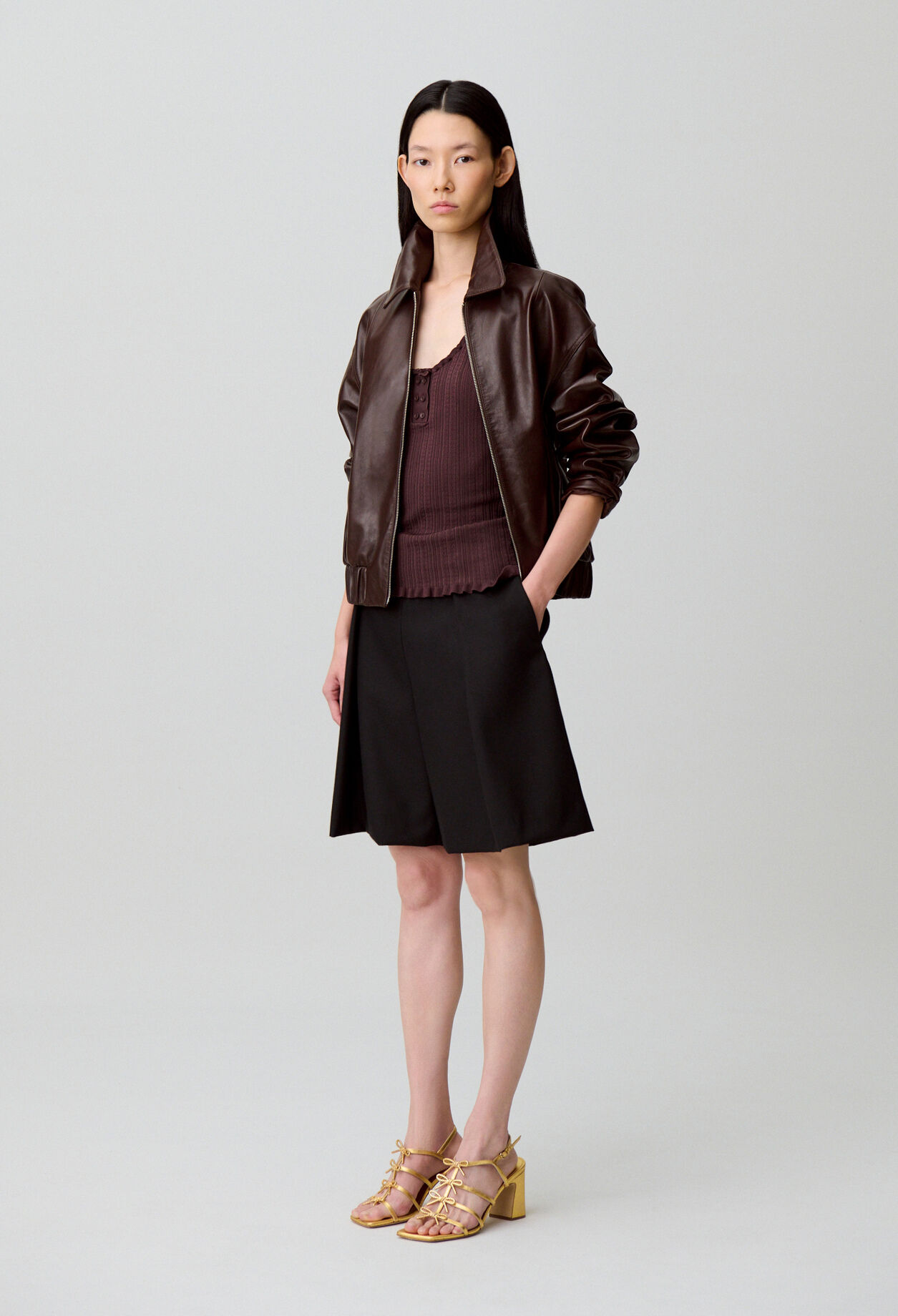 Tailored wool-blend Bermuda shorts